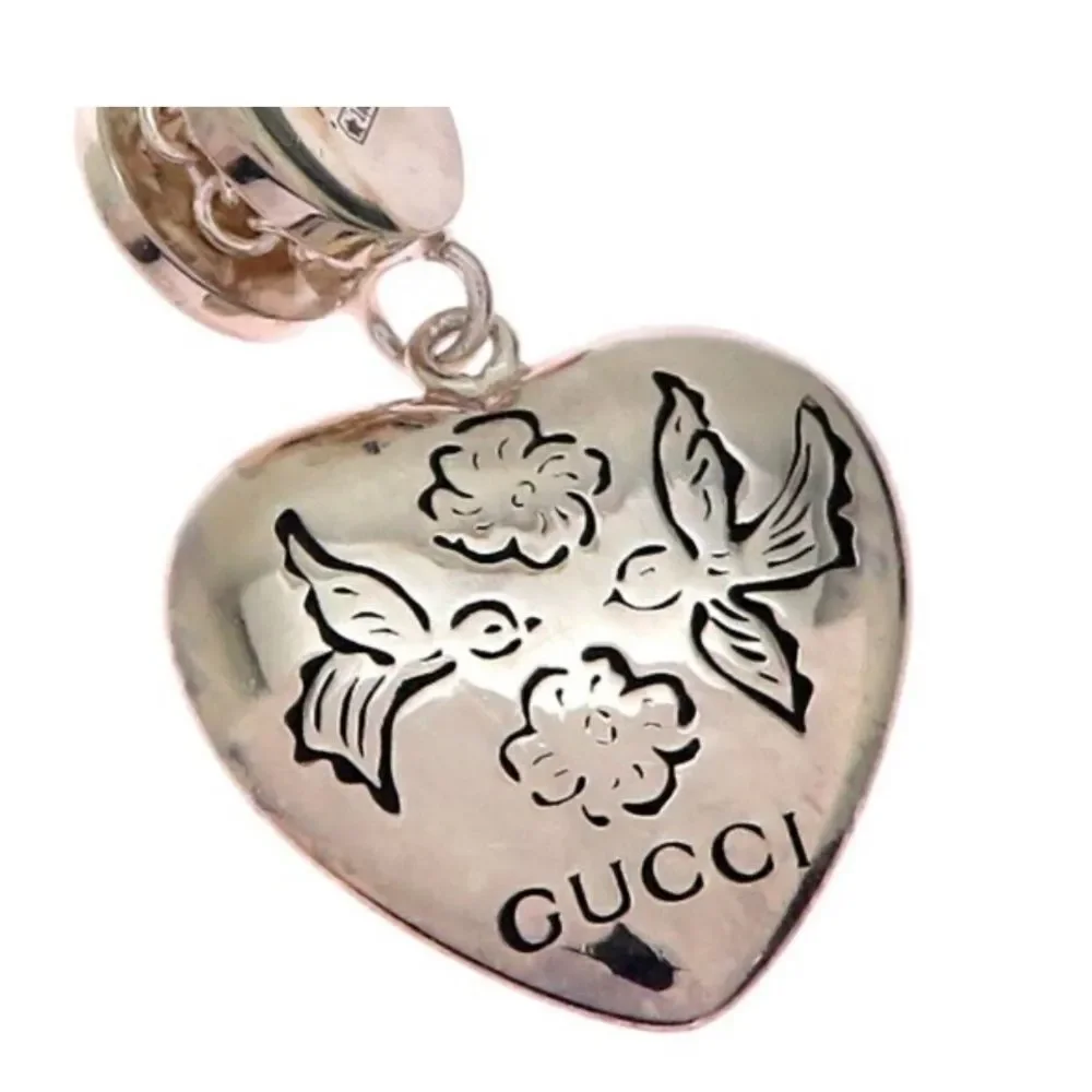 NWT Gucci Blind For Love Heart Necklace Silver Crystal OS